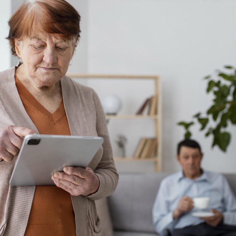 medium-shot-woman-holding-tablet